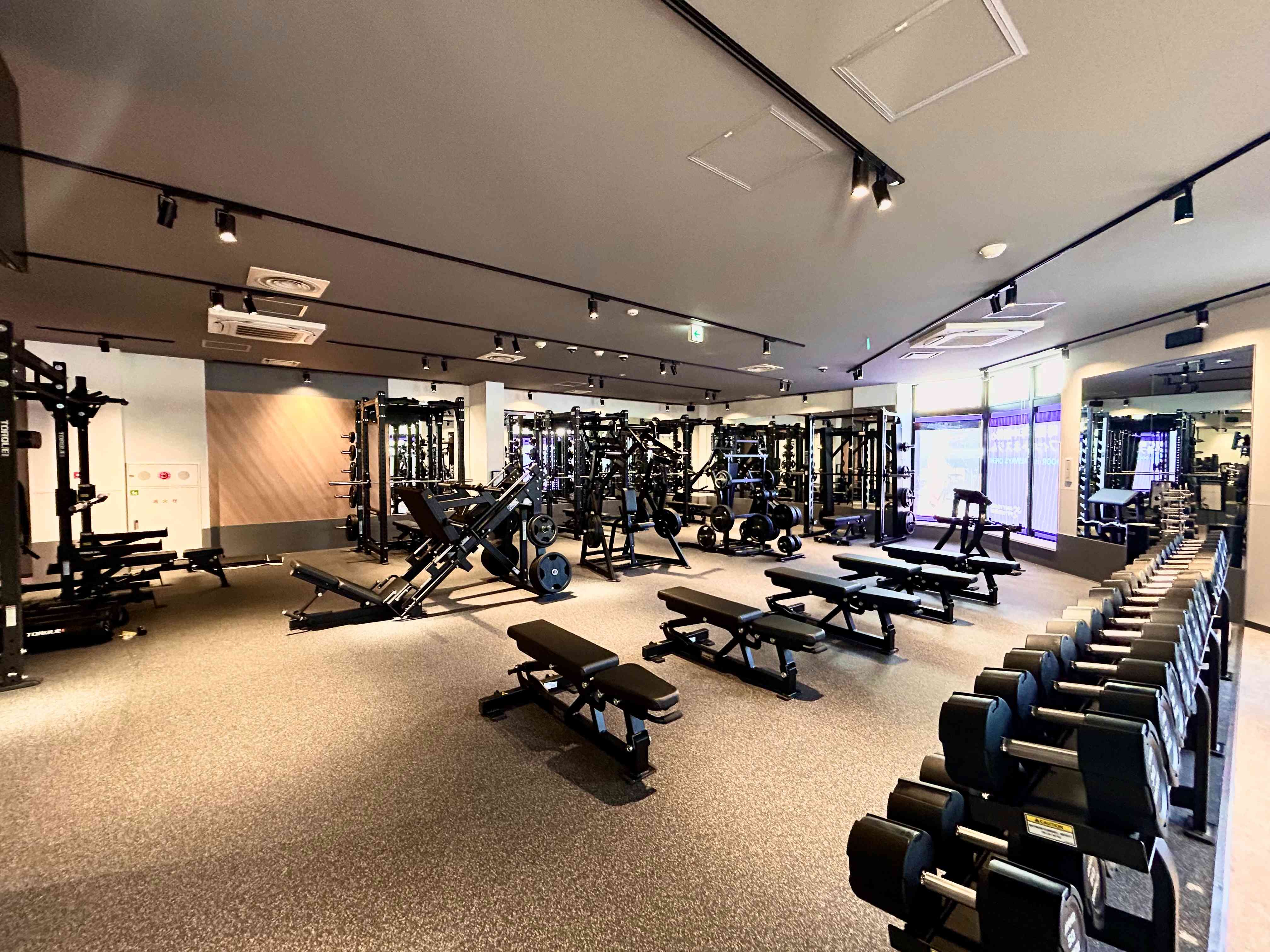 エニタイムフィットネス 越谷レイクタウン駅前店 画像1