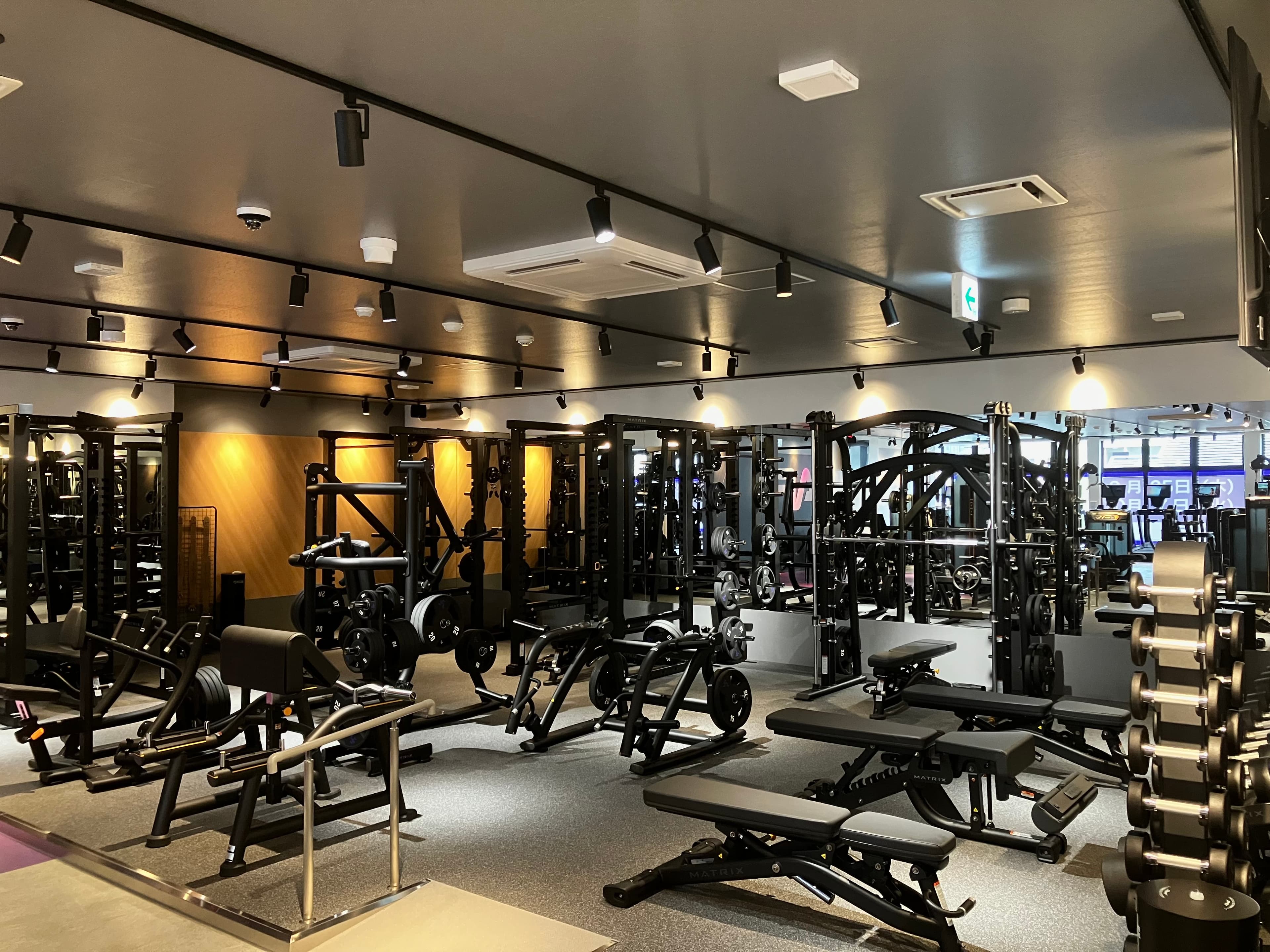 エニタイムフィットネス渡辺通3丁目店 画像1