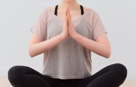 やさしいアロマフローヨガの画像