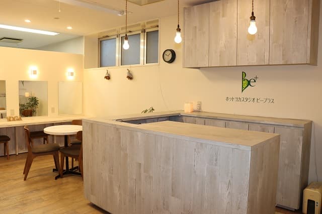 ホットヨガスタジオ ビープラス 天満橋店 画像1