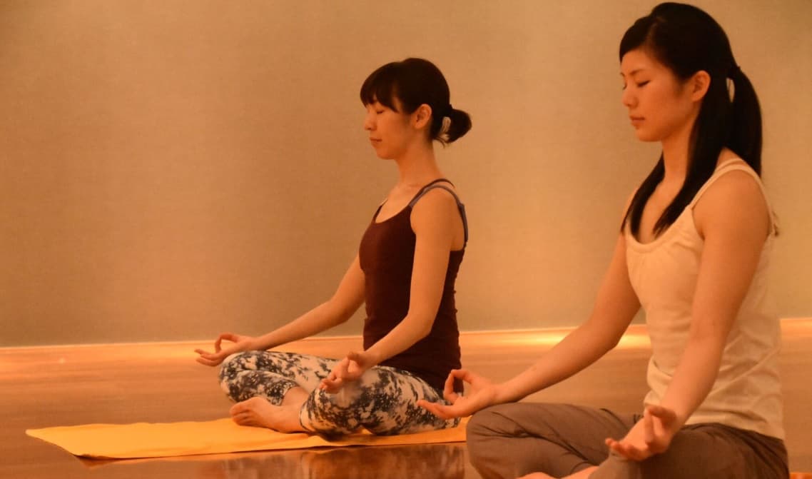 引き締めヨガ 画像1