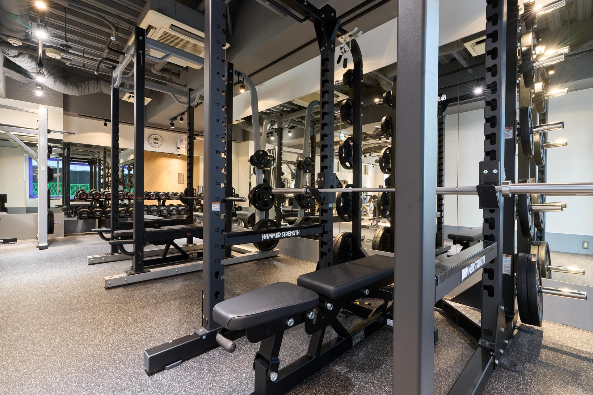 エニタイムフィットネス 日本橋本町店 画像1