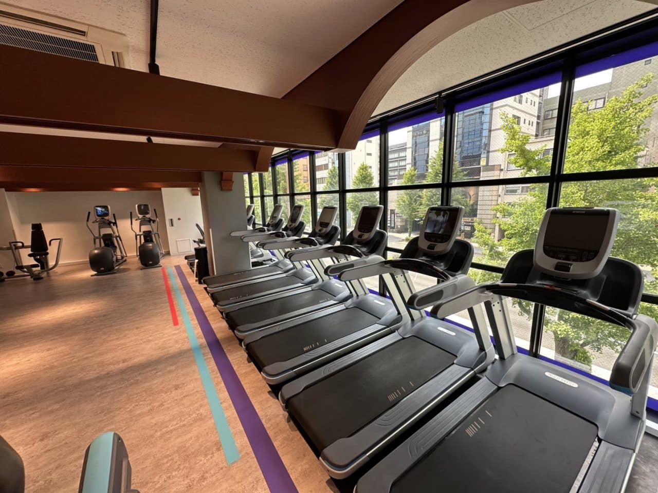 エニタイムフィットネス 福岡赤坂店 画像1