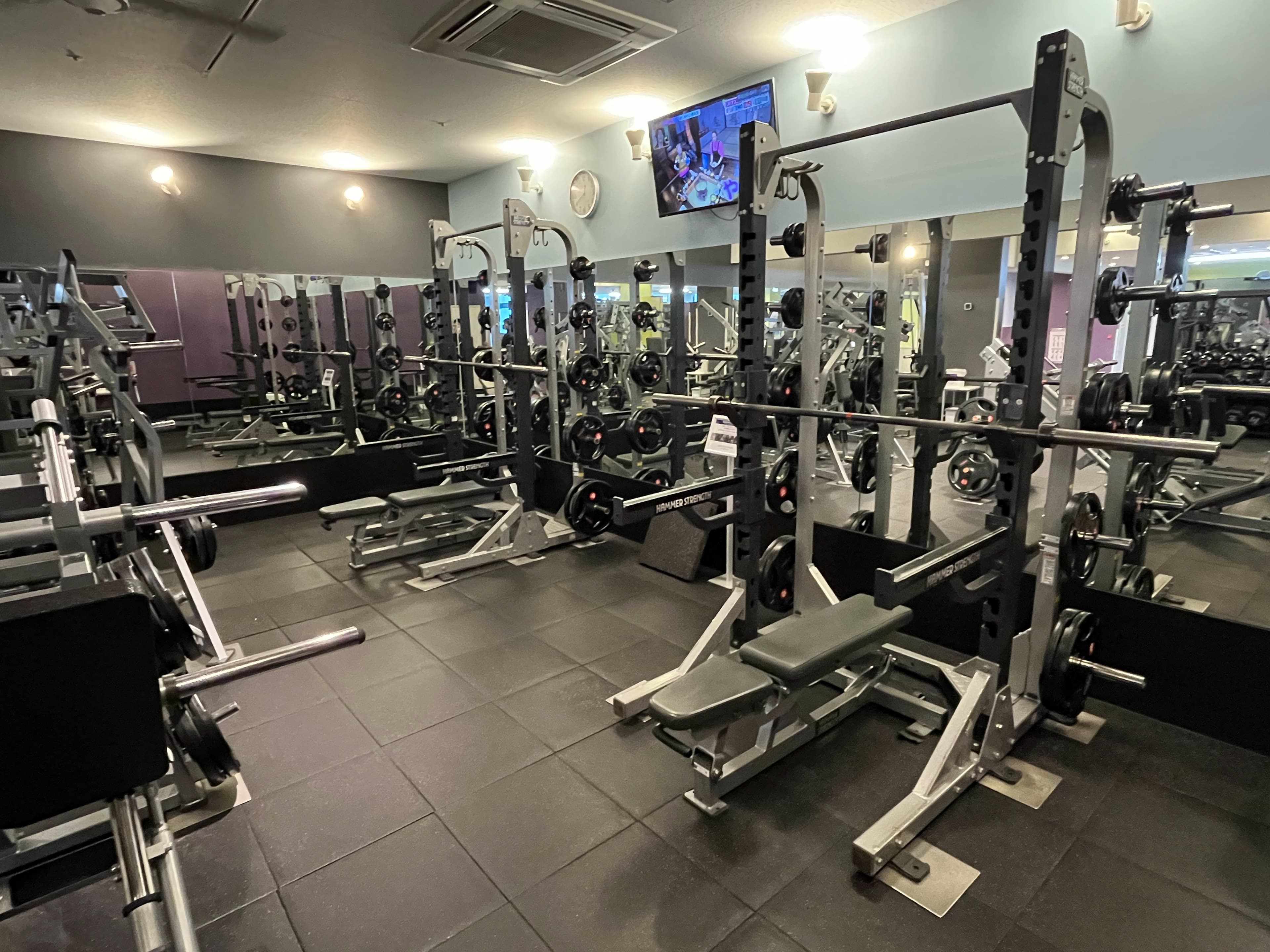 エニタイムフィットネス 国領店 画像1