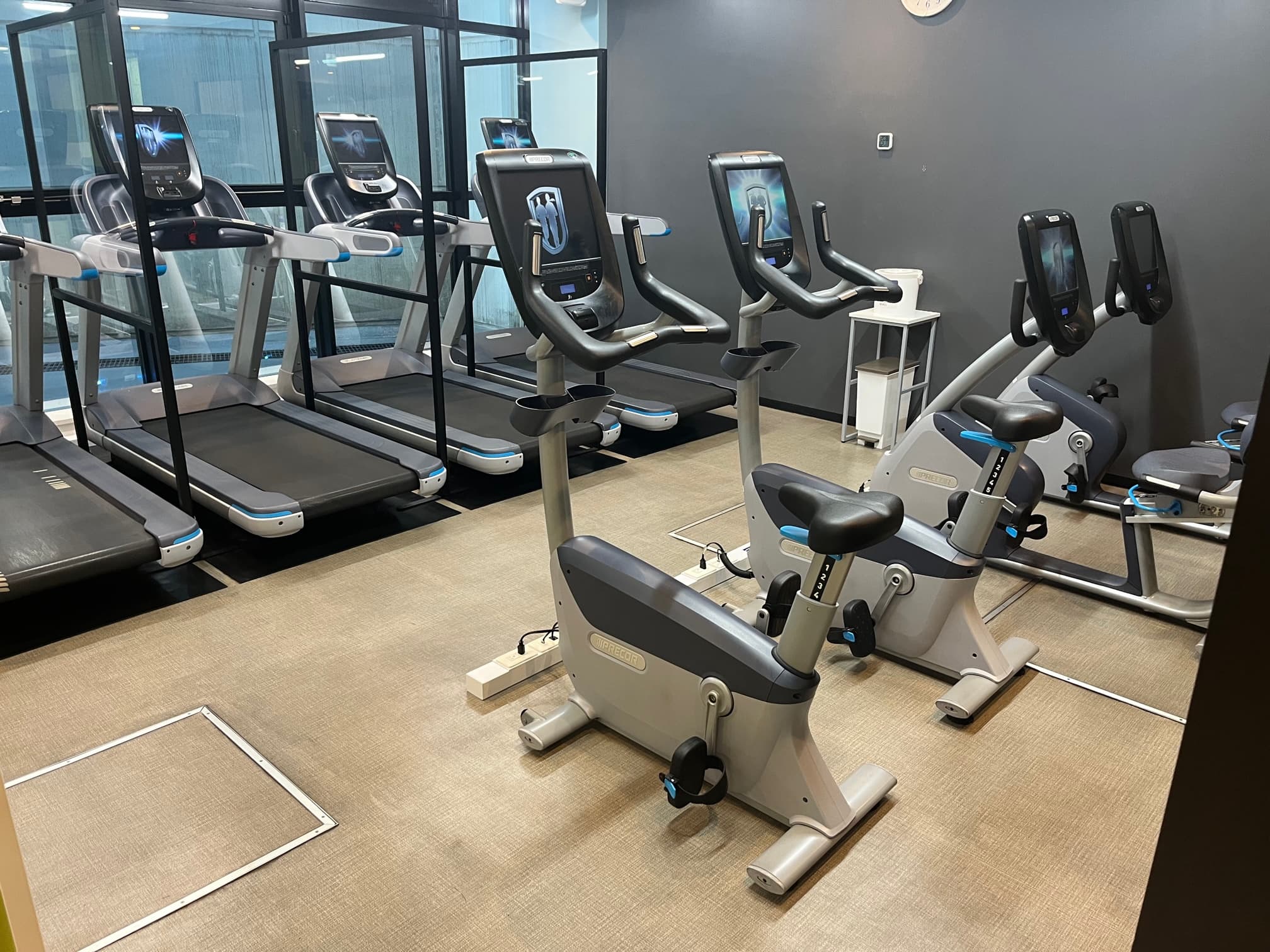 エニタイムフィットネス 国領店の画像 3