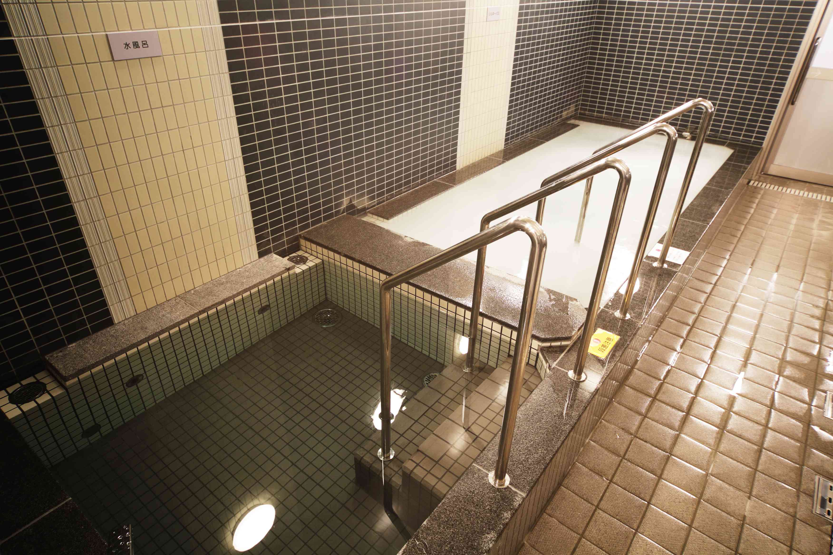 スポーツクラブ&サウナ スパ ルネサンスもりのみやキューズモール24の画像 5