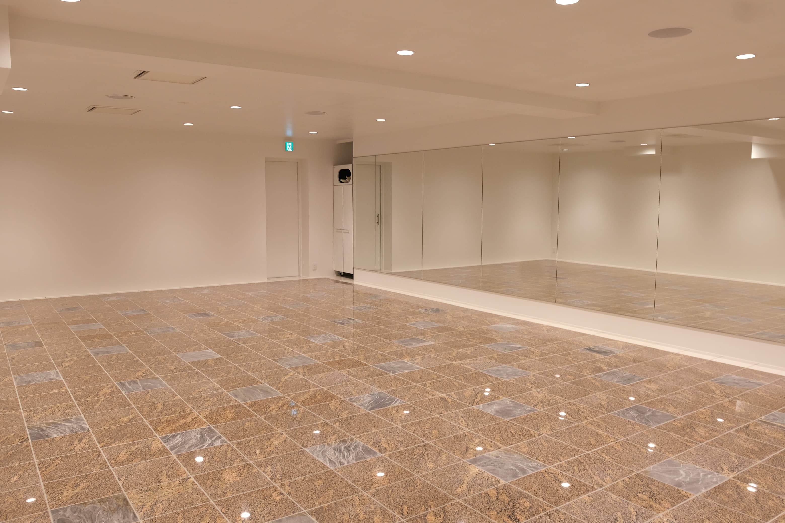 studio +plus 立川店の画像 4