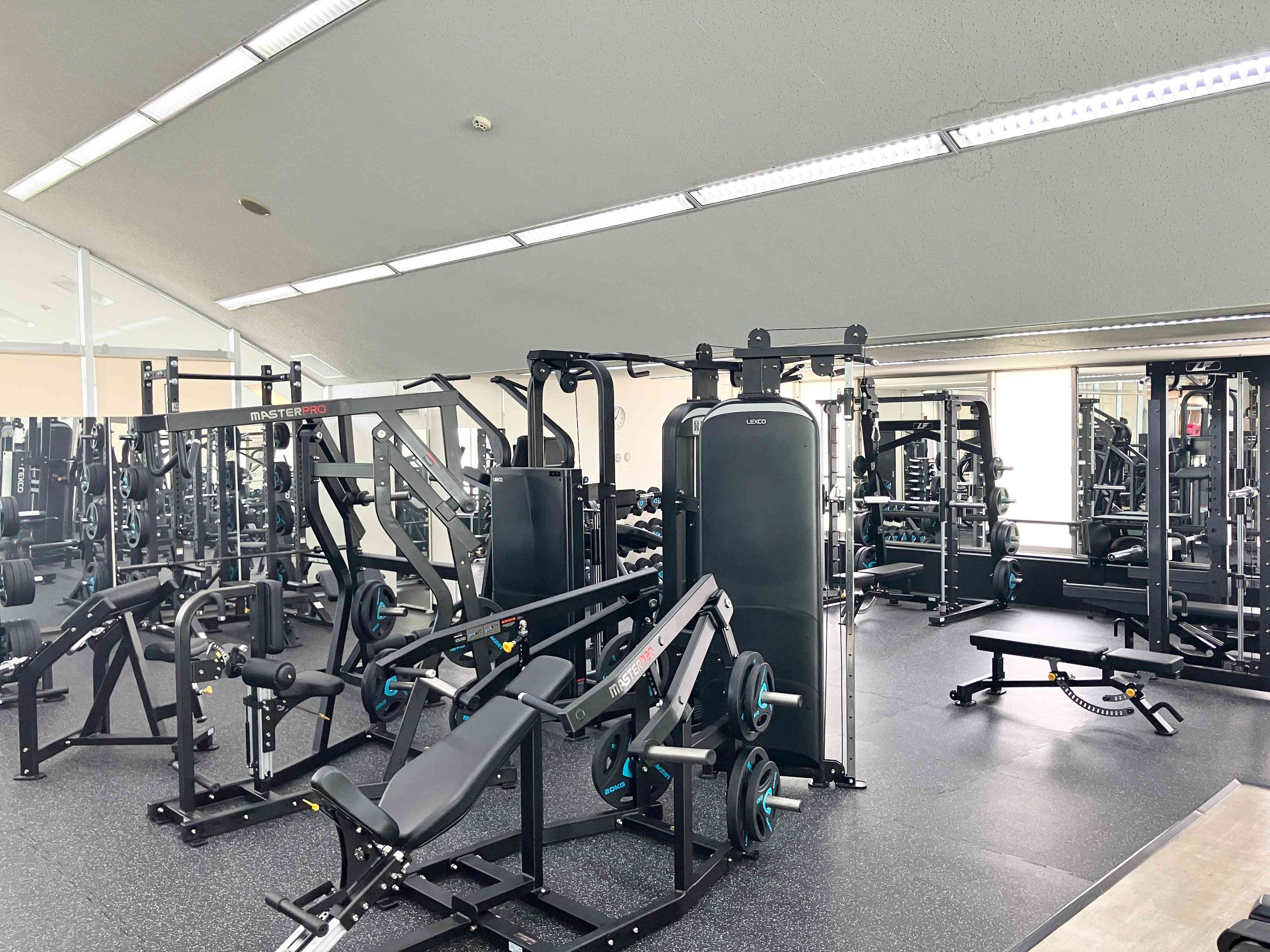 フィットネス&スパNASリバーシティ21 画像2